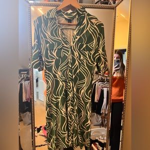 H&M green patterned dress